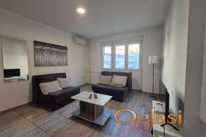 Izdajemo 1.0 stan u centru, Maršala Birjuzova 29m2